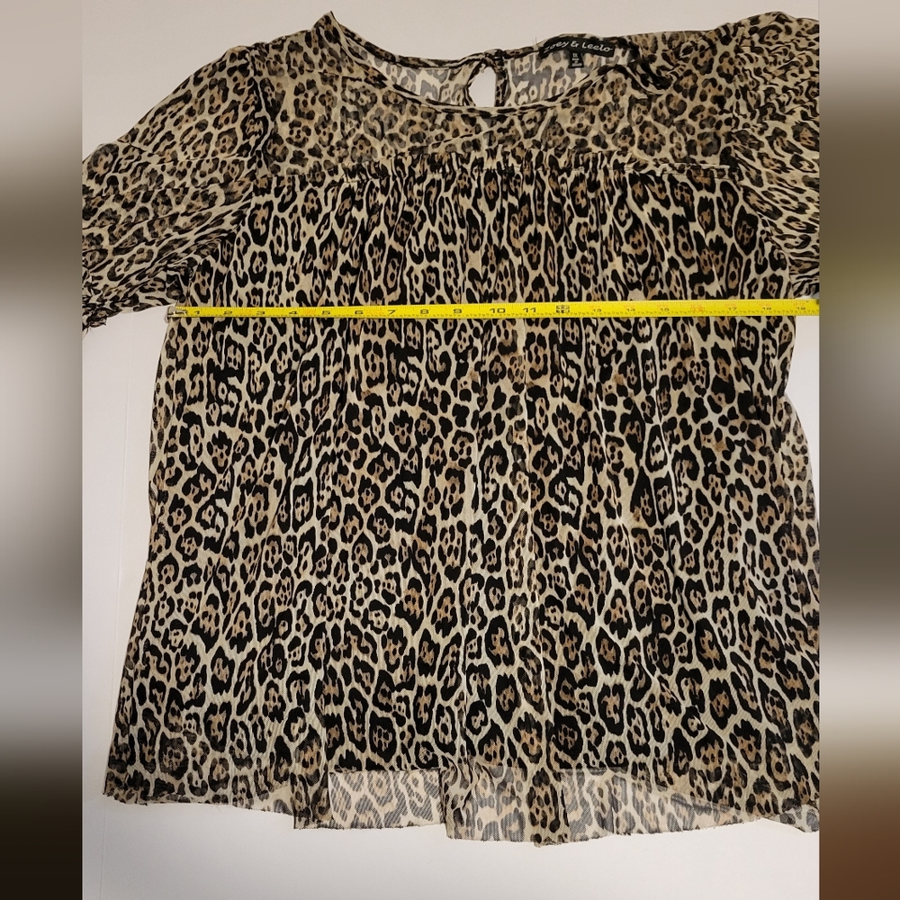 Leopard Print Top - Picture 7 of 9